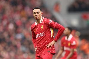 PG-镜报：皇马的邀请并非不可抗拒，阿诺德仍有时间改变主意