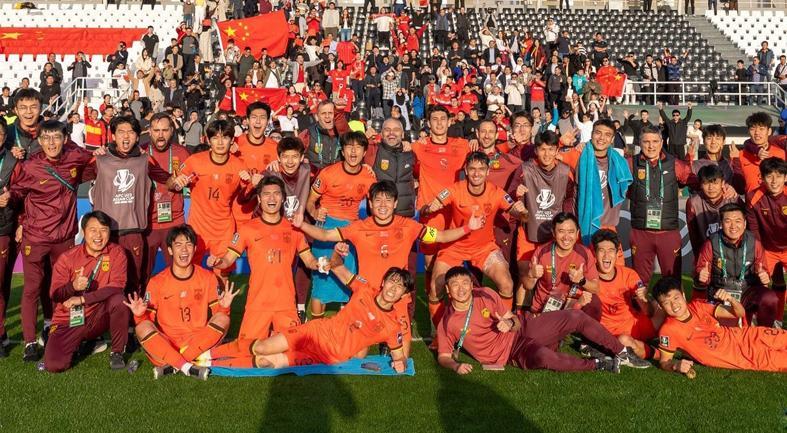 PG模拟器-杨希停赛+吾米有伤 队长复出！徐彬+李昊信心爆棚 泰国主帅嘴挺硬