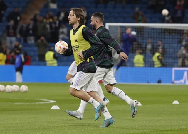 PG试玩-【国王杯】米利唐乌龙本泽马进球被吹，皇马0-1巴萨